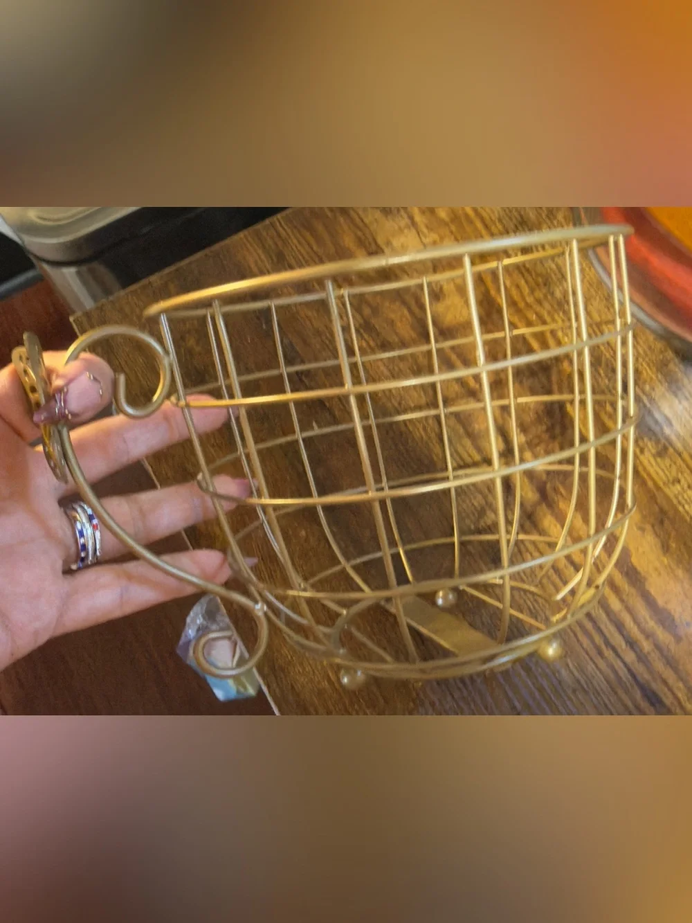 🌺5/$35🌺 DOLLY PARTON GOLDEN WIRE TEA CUP W/ BUTTERFLY COFFEE BAR BASKET